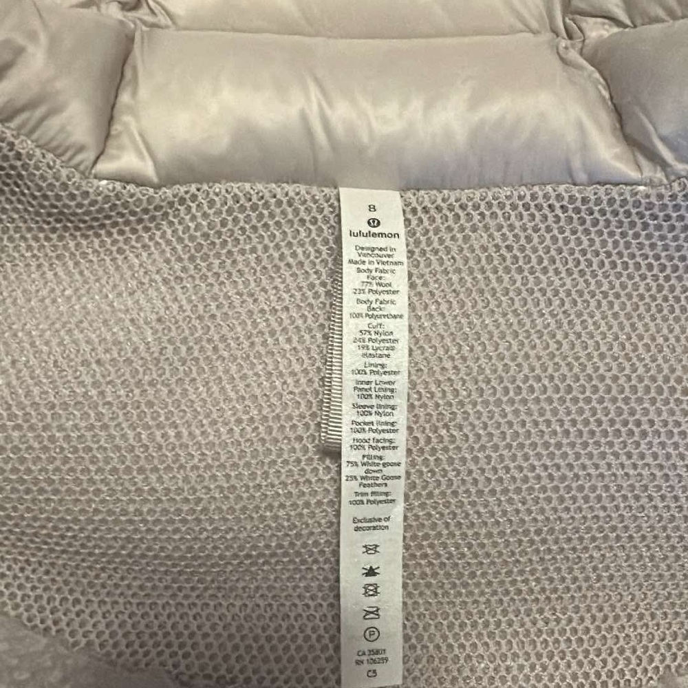 Lululemon Wunder Under Puffer Jacket Size 8 - Picture 5 of 13